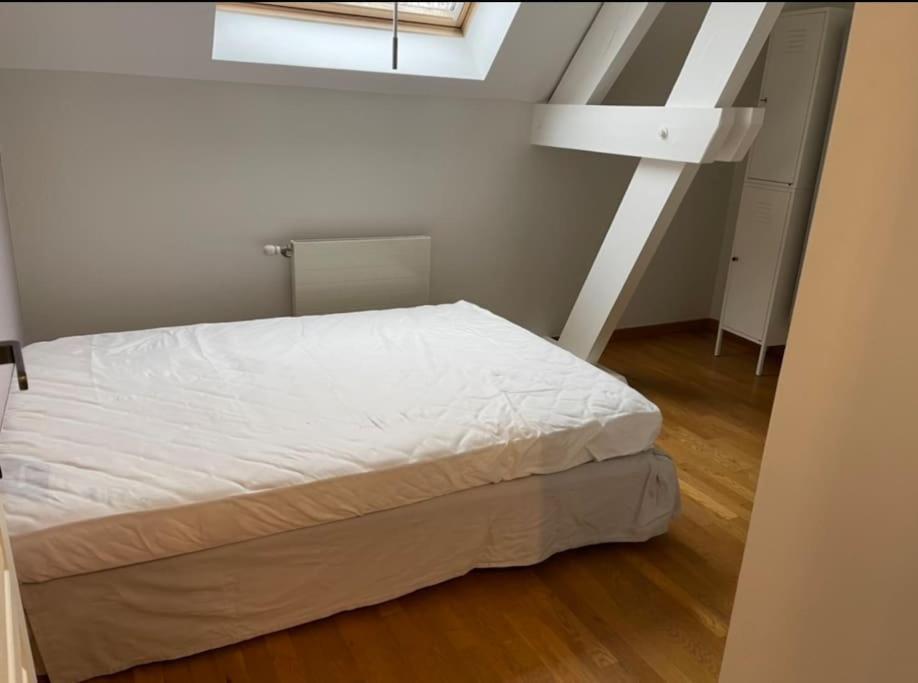 Appartement A Beaune Avec Parking Bagian luar foto